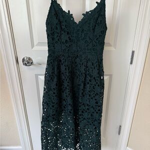 Astr Dark Green Lace Midi Dress